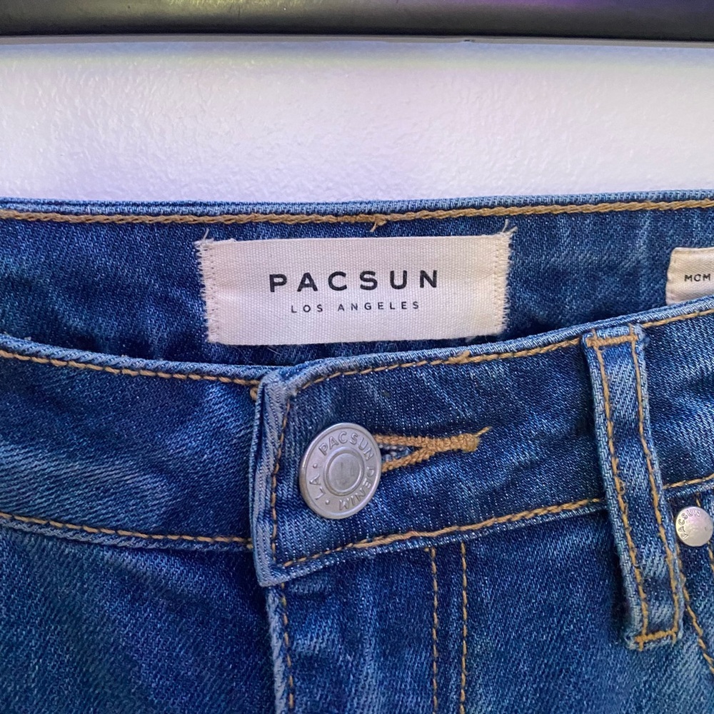Mom jeans!!!